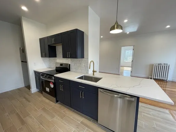 210 Whitman Ave #3, Whitman, MA 02382