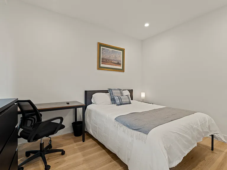 119 Greenwich St #8 — Photo 10