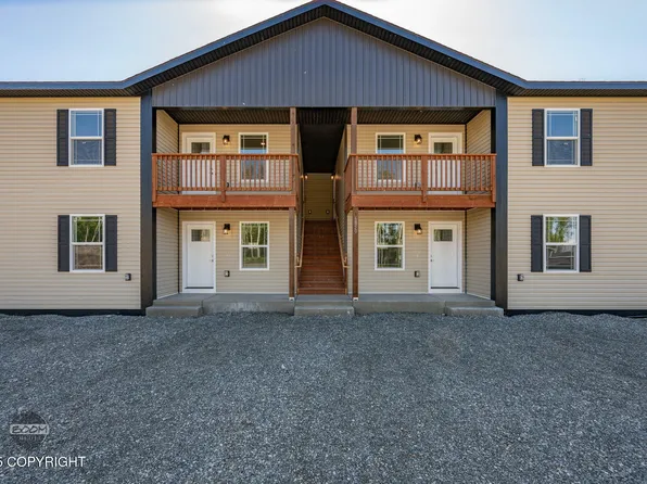 1638 S Blue Duck Cir, Wasilla, AK 99654