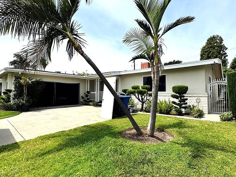 2935 Gayridge St — Photo 1
