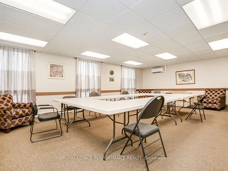 158C McArthur Ave #708 — Photo 28
