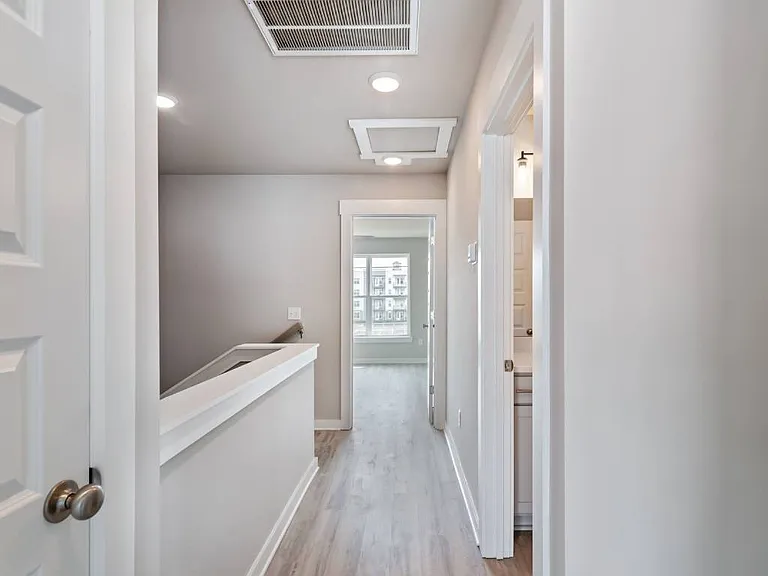 Lookout View Townhomes — Photo 20