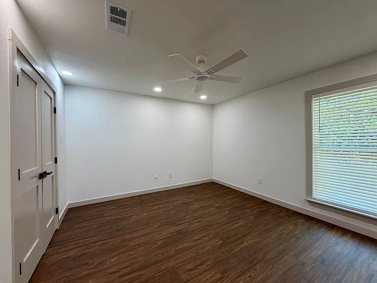 10801 Rick Dr — Photo 11