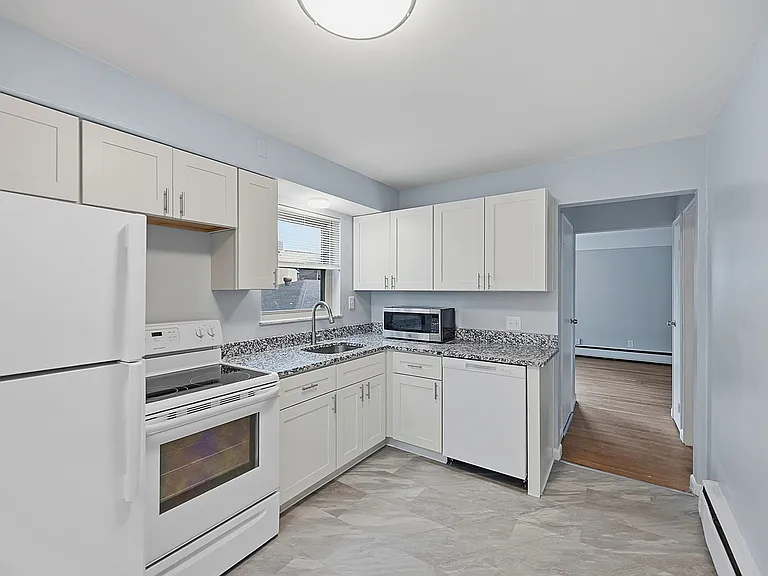 6469 Montgomery Rd #11 — Photo 6