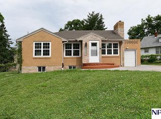3702 N 60th St, Omaha, NE 68104