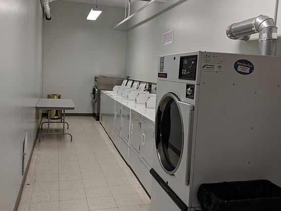 4th image of 123 W Polk St #101