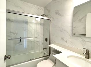 347 W 57th St APT 20B, New York, NY 10019