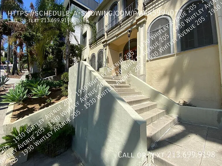 1930 Whitley Ave #205 — Photo 2