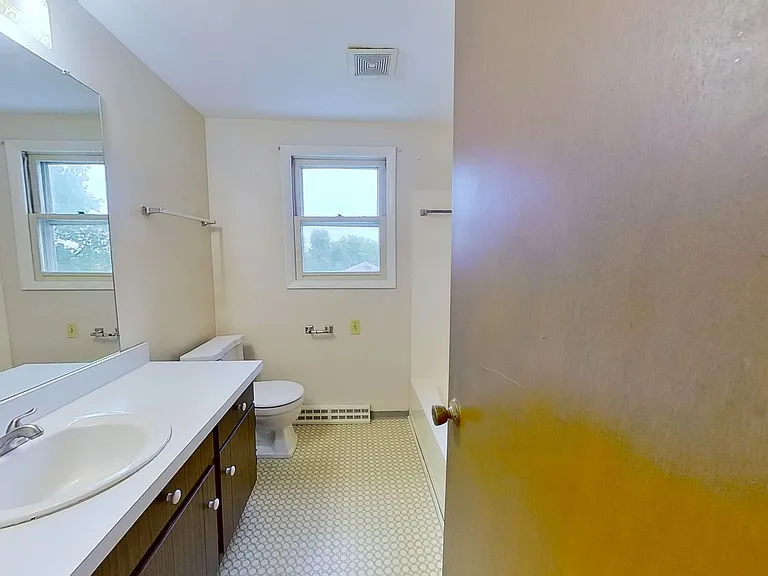 139 Oak Manor Dr — Photo 11