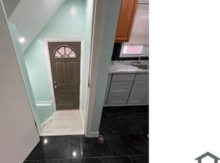 24826 89th Ave, Bellerose, NY 11426