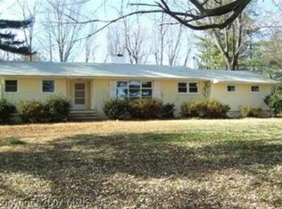 584 Broadview Ave, Warrenton, VA 20186