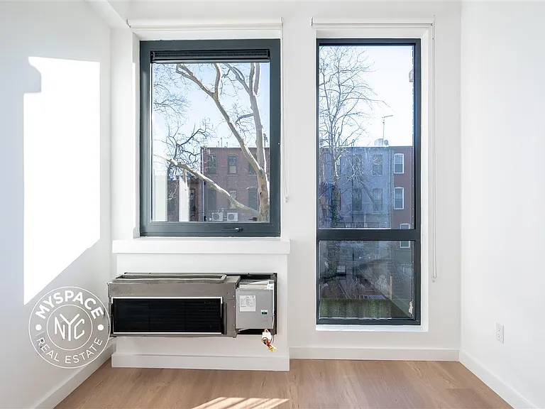 650 Madison St #4A — Photo 7