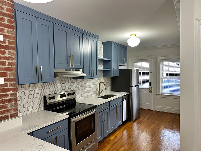 807 E High St #2 — Photo 15
