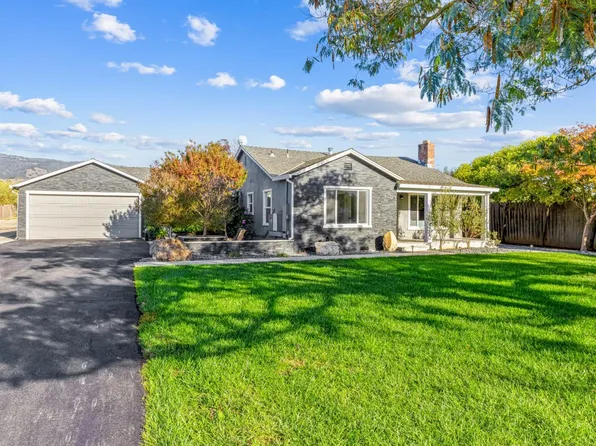 11840 Foothill Ave, Gilroy, CA 95020