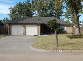 1017 W Churchill Way, Mustang, OK 73064