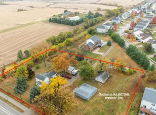 9001 Schram Rd, Papillion, NE 68046