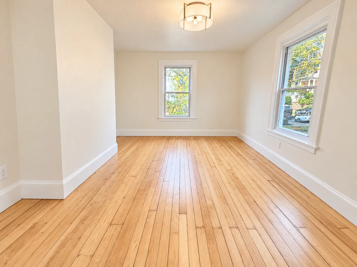 109 Bowen St — Photo 4