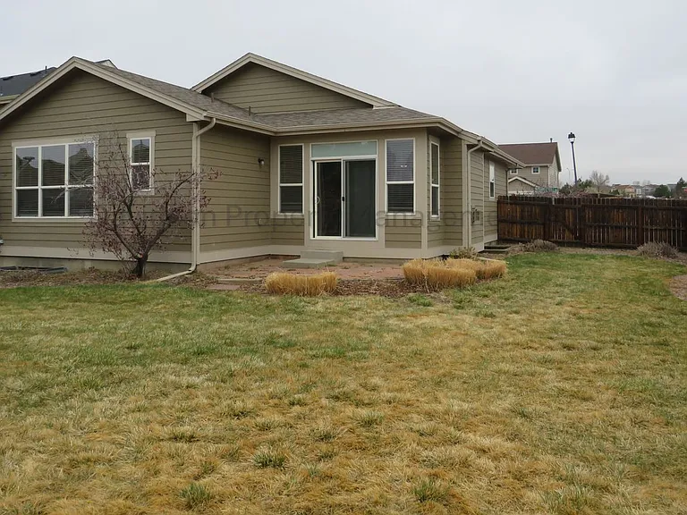 7641 Autumn Knoll Dr — Photo 12