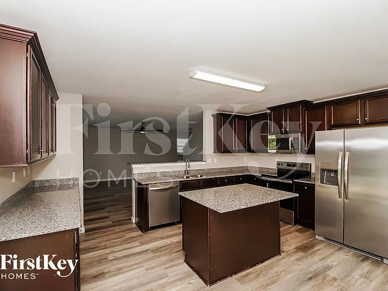 11677 Striker Ln — Photo 9