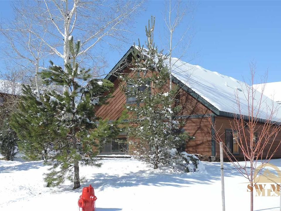 2nd image of 1909 Chambers Dr