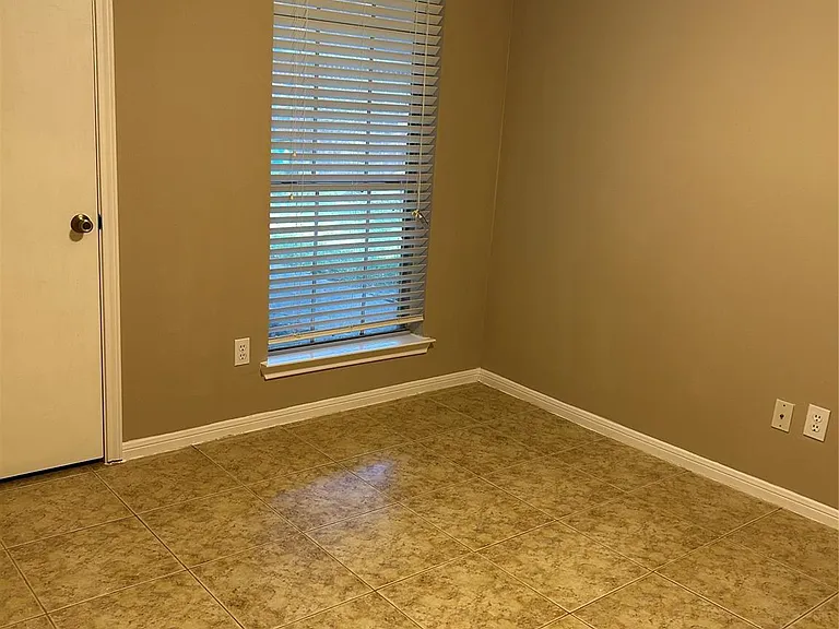 3601 Colleen Meadows Cir — Photo 22