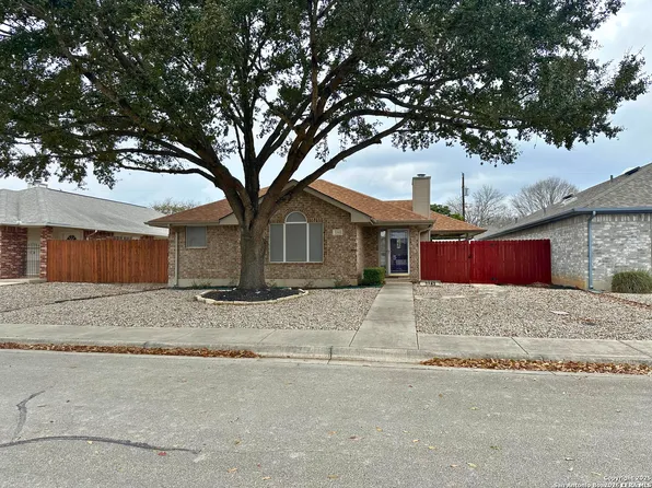 1265 Buttercup, New Braunfels, TX 78130