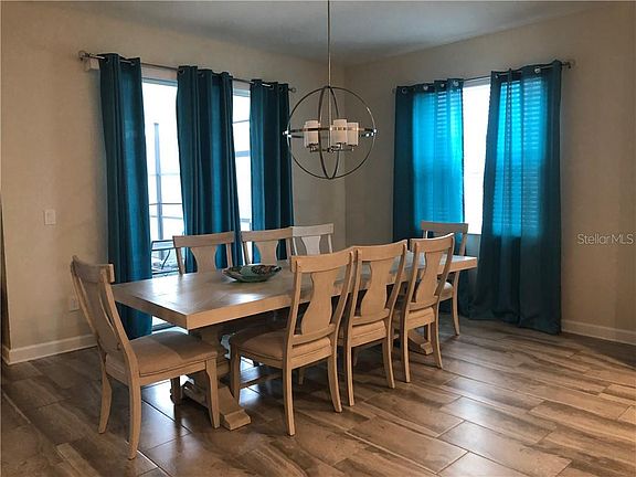 4th image of 4798 Kings Castle Cir
