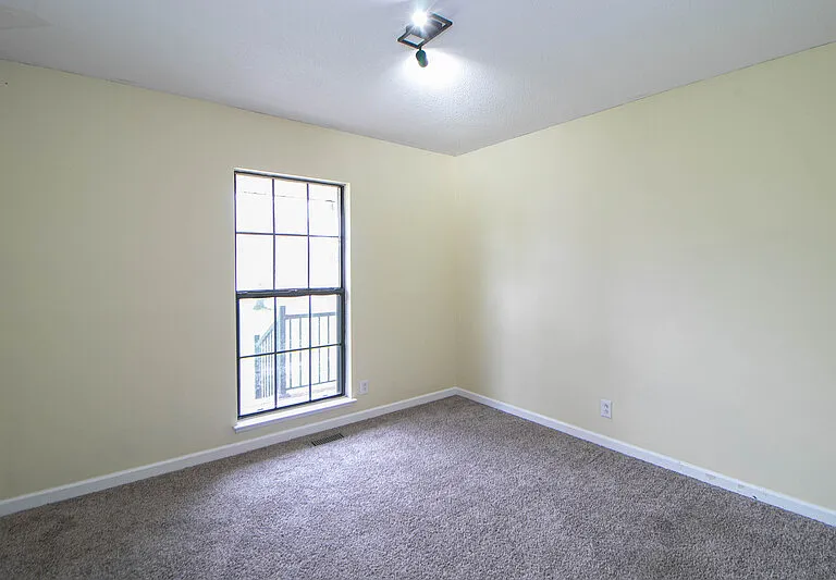 329 Northridge Dr — Photo 13