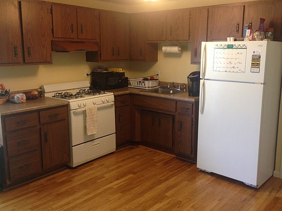 3rd image of 610 Hankey Farms Dr
