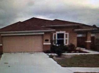 2225 Brian Lakes Dr E, Jacksonville, FL 32221