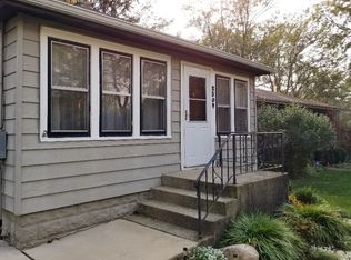 2309 College Rd, Downers Grove, IL 60516