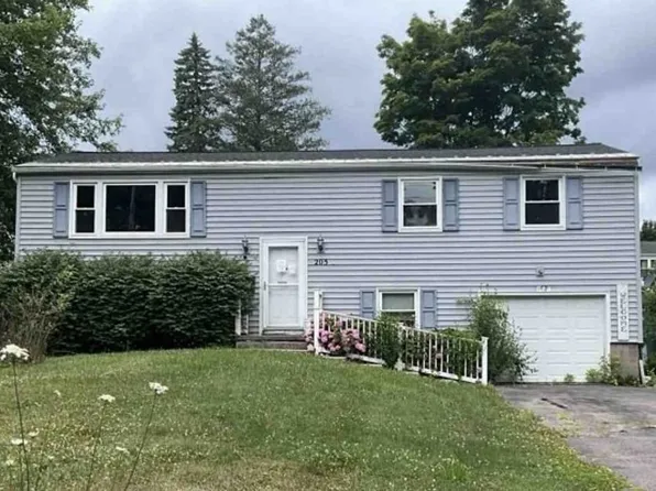 205 Stafford St, Palmyra, NY 14522