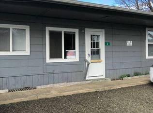 360 N State St APT 2, Sutherlin, OR 97479