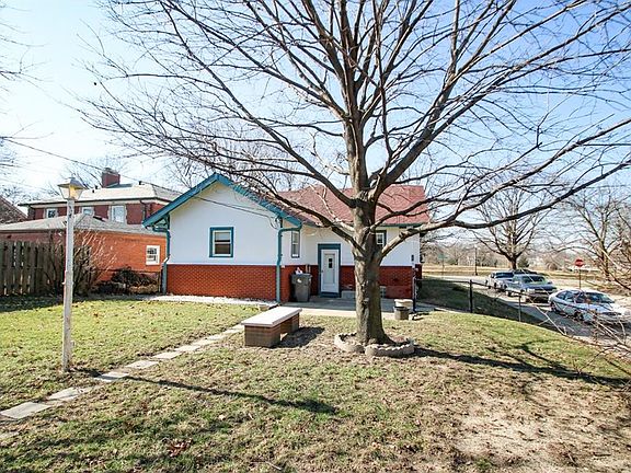 3rd image of 2227 S Garfield Dr
