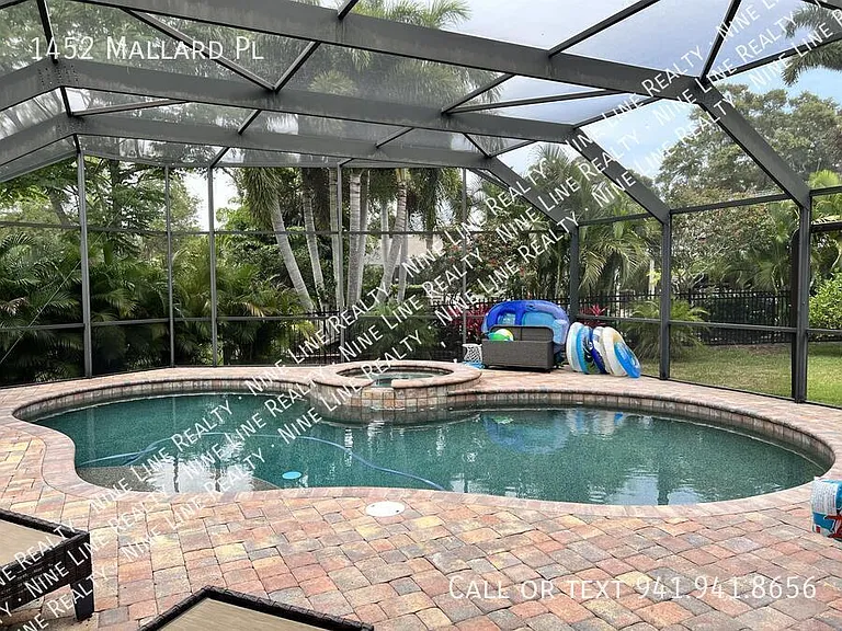 1452 Mallard Pl — Photo 12