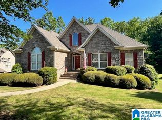175 Scarlet Oak Dr, Maylene, AL 35114