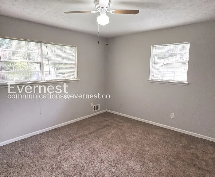 6596 Fleming Rd — Photo 10