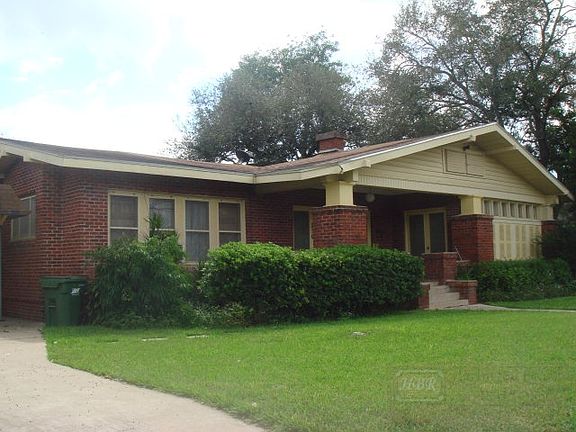 2nd image of 750 N Sam Houston Blvd