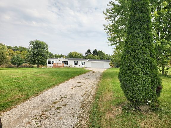 2nd image of 5747 Camp Rd
