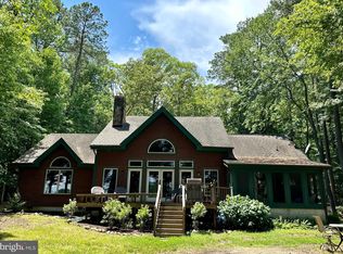 22530 Davis Creek Dr, Rock Hall, MD 21661