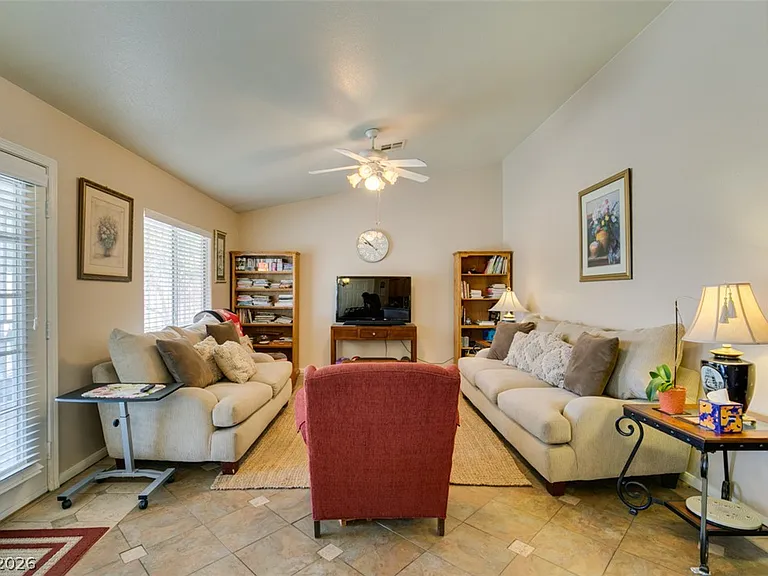 6405 Steamship Ct — Photo 17