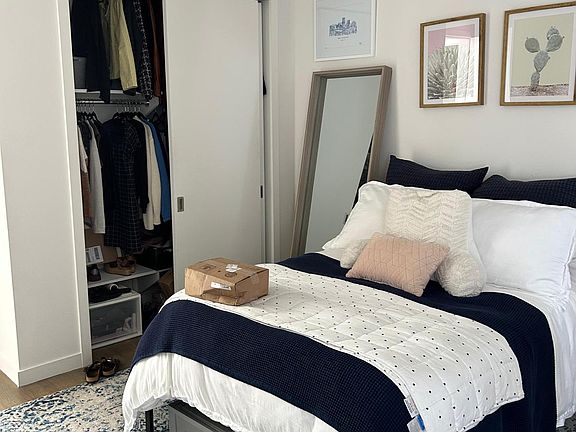 5th image of 248 10th Ave APT 5A