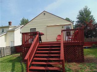 202 Linnmoore St, Hartford, CT 06114