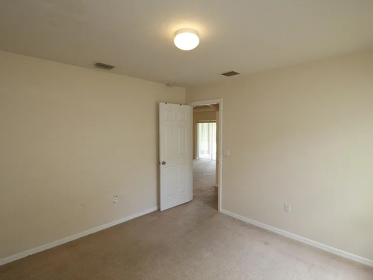 885 Tavernier Cir NE — Photo 12
