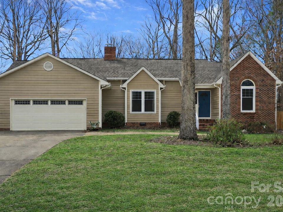 1st image of 9008 Birch Ct