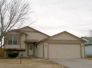 18889 E Carmel Cir, Aurora, CO 80011