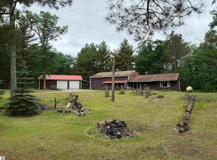 7407 Kermit Ln, South Branch, MI 48761