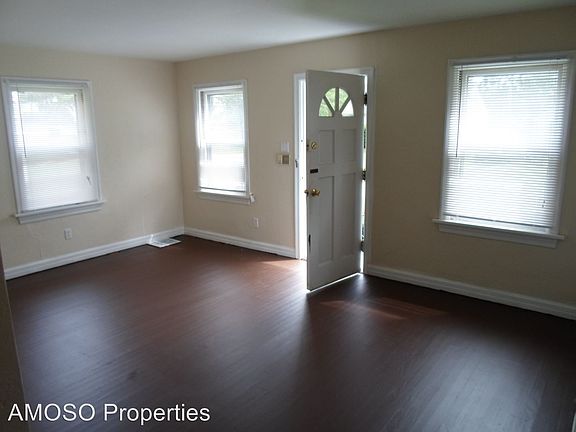 2nd image of 2068 Coleridge Dr