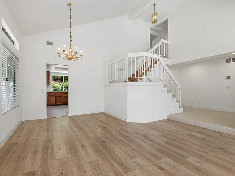 29441 Castle Rd — Photo 7
