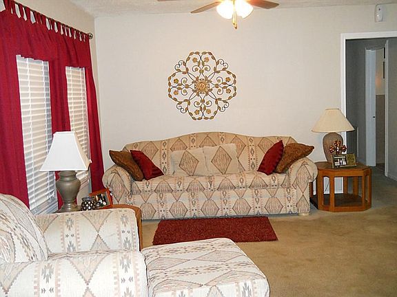 2nd image of 304 Baker Dr